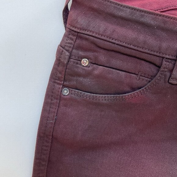 Guess Women’s Sexy Curve Mid Rise Skinny Jeans In Burgundy Light Coated Size 24 - Picture 6 of 11